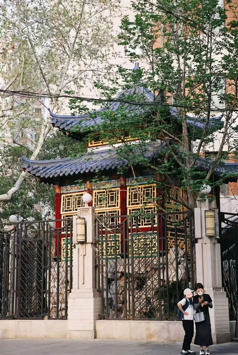 上海500米小马路突然