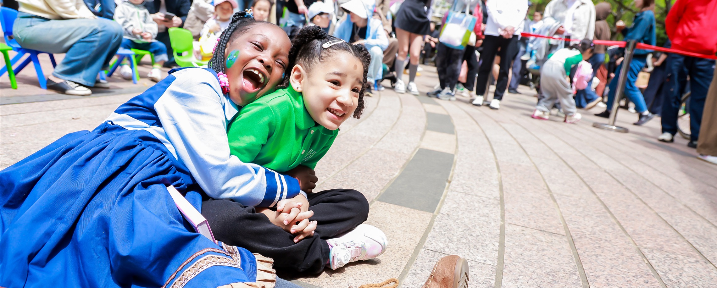Expats Join in Hongqiao Community Lifestyle Festival