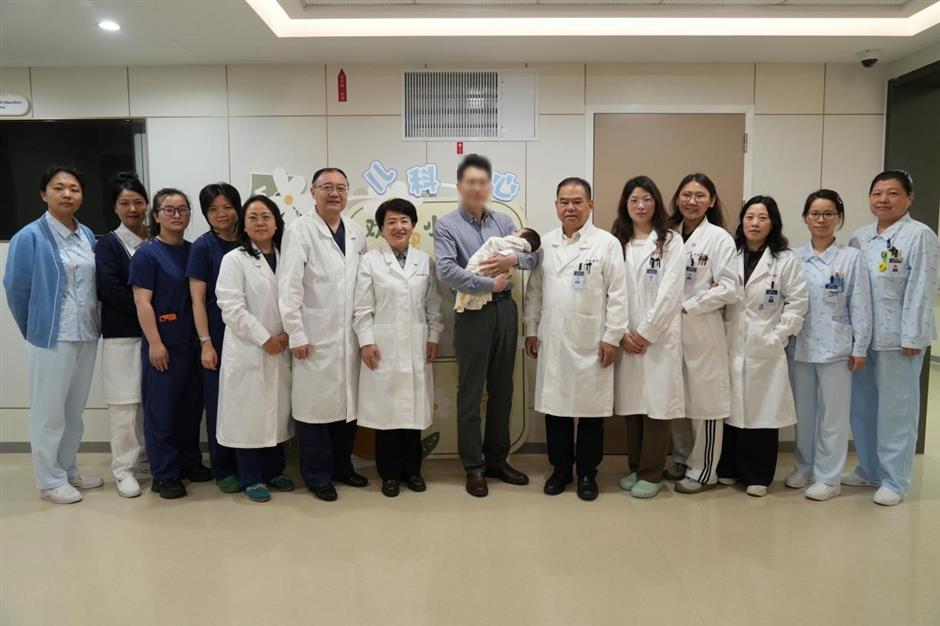 [China Tech] Shanghai Doctors Successfully Treat Critically Ill 34-day-old Infant