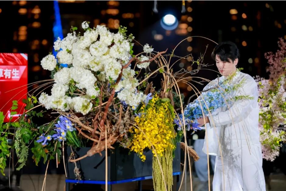 走花路、逛花市、赏演艺!上海春日顶流花会来了