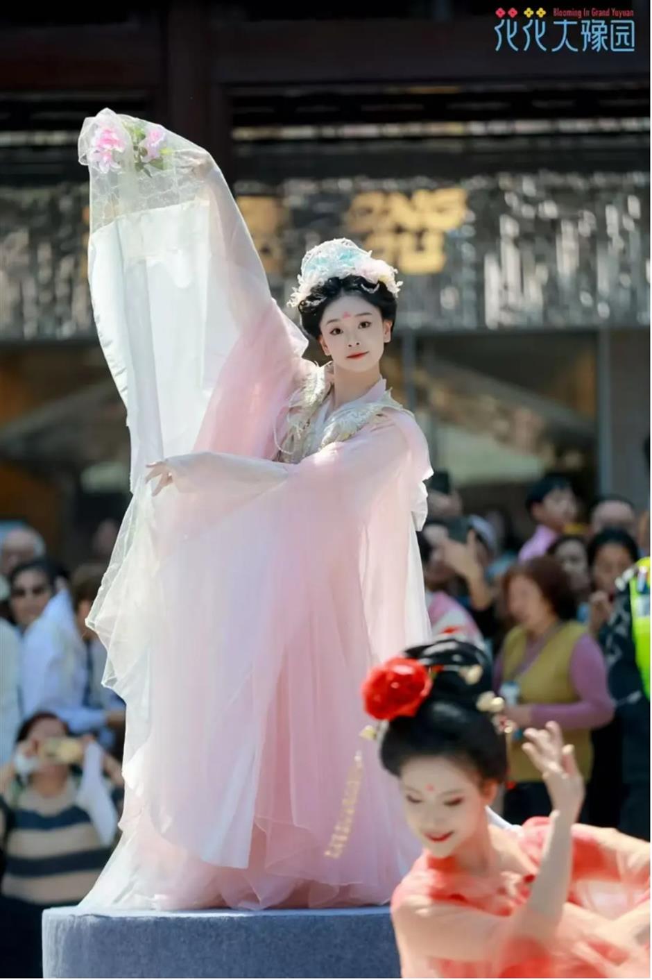 走花路、逛花市、赏演艺!上海春日顶流花会来了