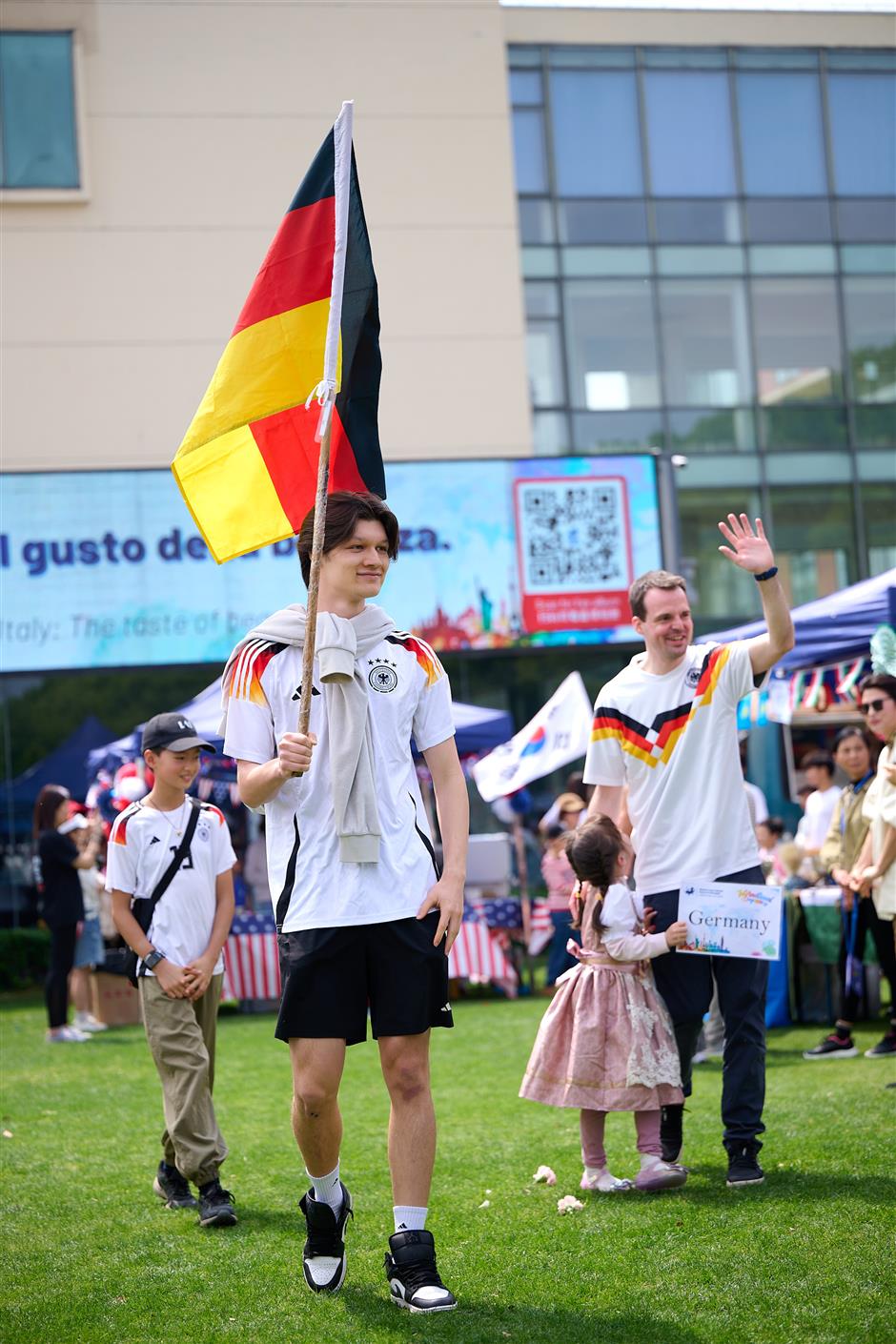 [See & Be Seen] The International Day Fest at WISS