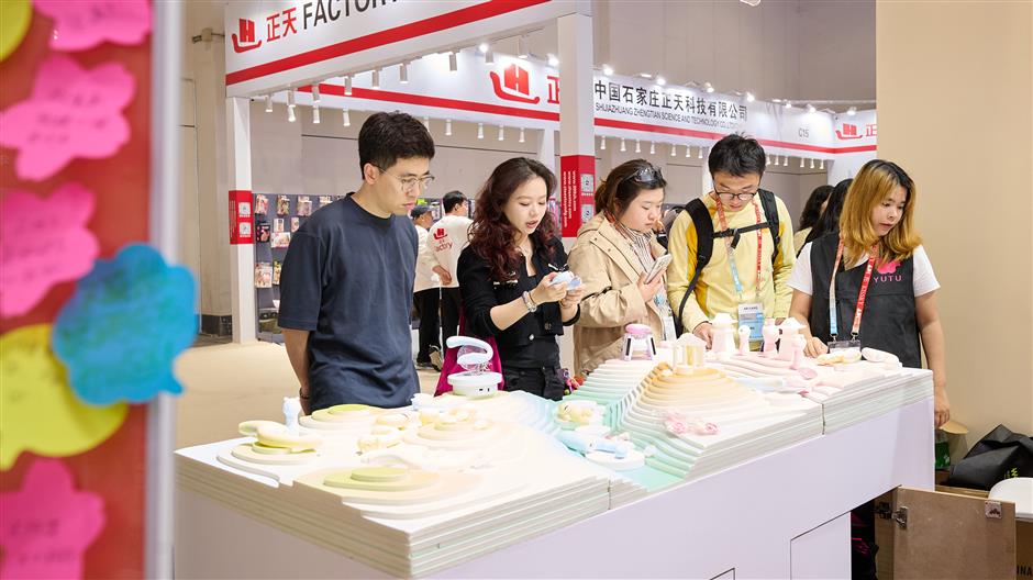 [Inside Look] The API Adult Expo: Shanghai's 'Sexpo' Has a Glow-Up