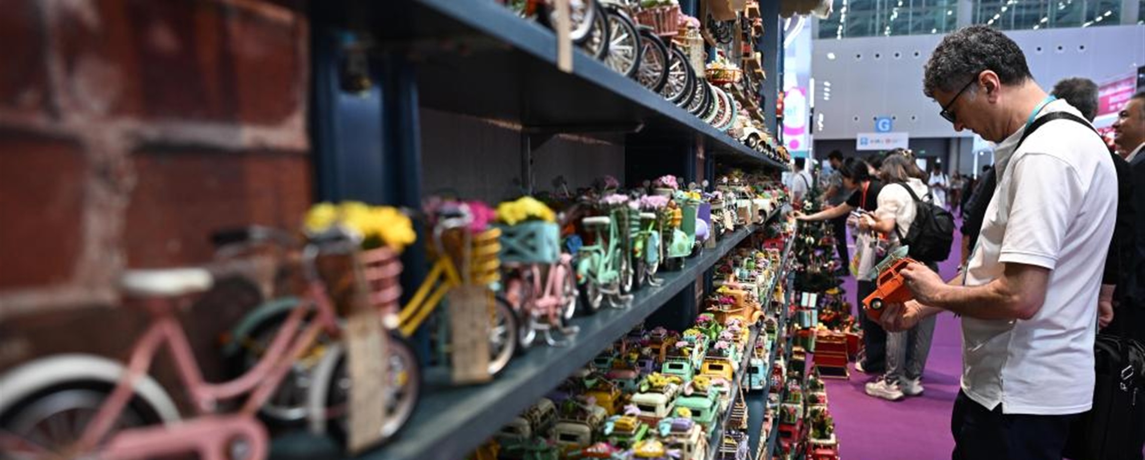 Second phase of 139th Canton Fair kicks off