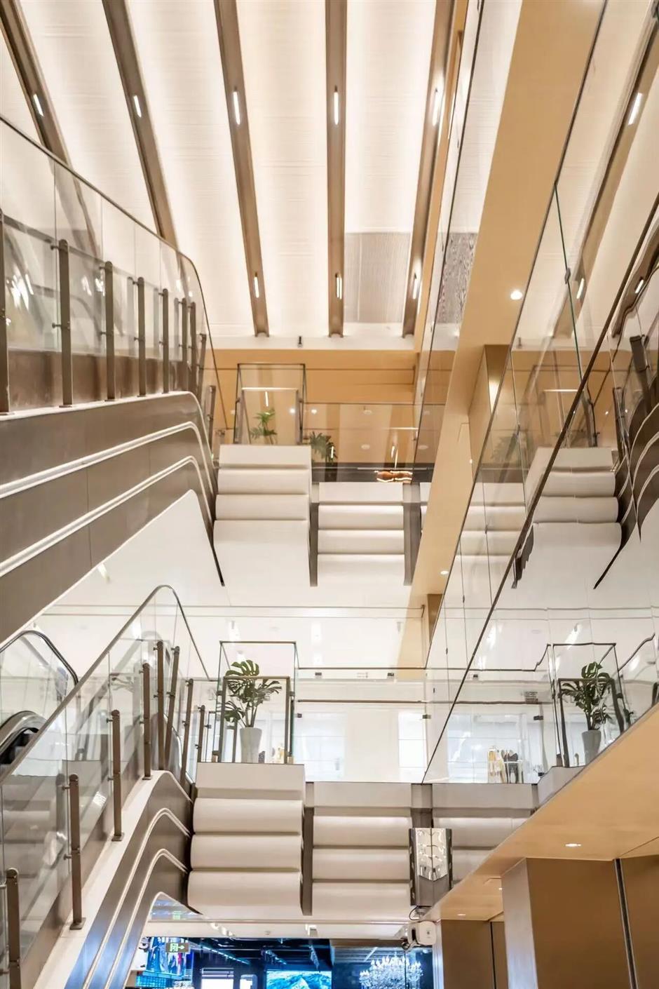 3.2万㎡!承载上海人30年记忆的商场焕新开业