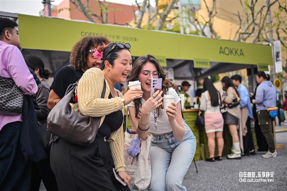 Jing'an Buzzes Again with Coffee, Theater and Spring Flowers