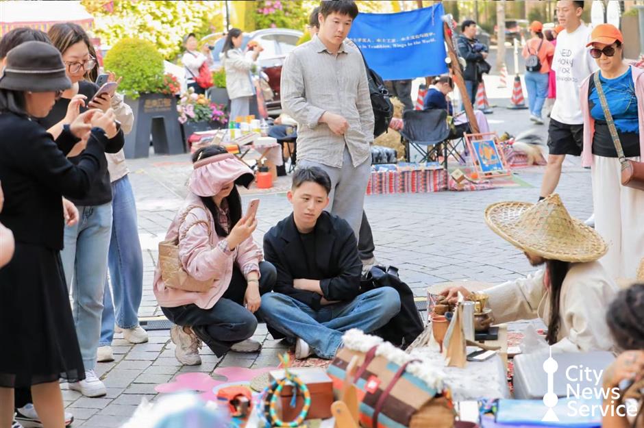 Flower Market Returns to Downtown for Labor Day Holiday