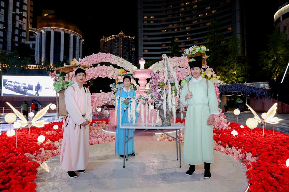 Shanghai Launches Labor Day Shopping and Cultural Events