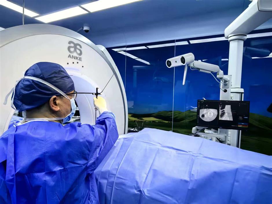 [China Tech] World's First Robotic Digital Platform Powers Smart UBD Spinal Endoscopy