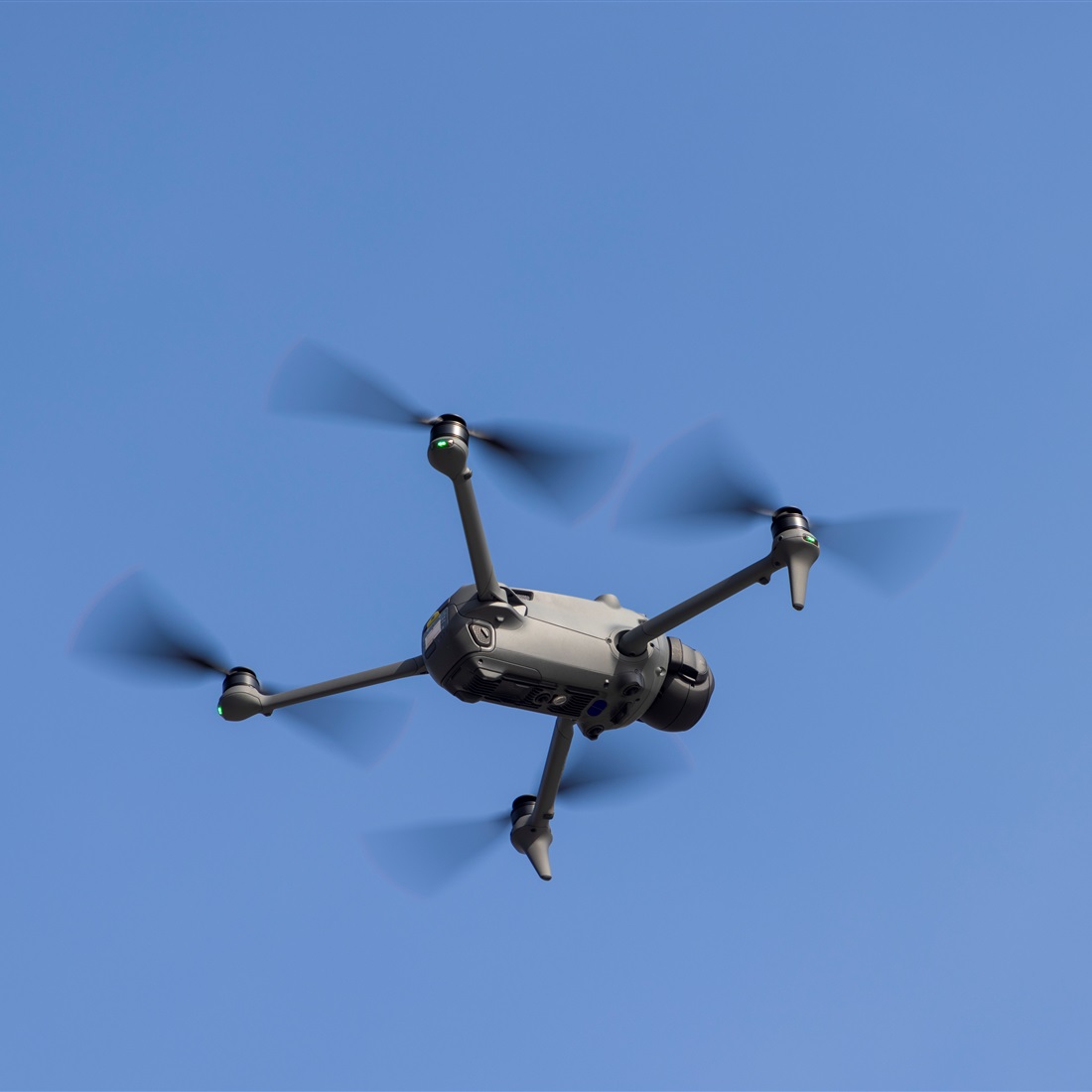 Beijing to Ban Drone Sales, Tighten Airspace Control