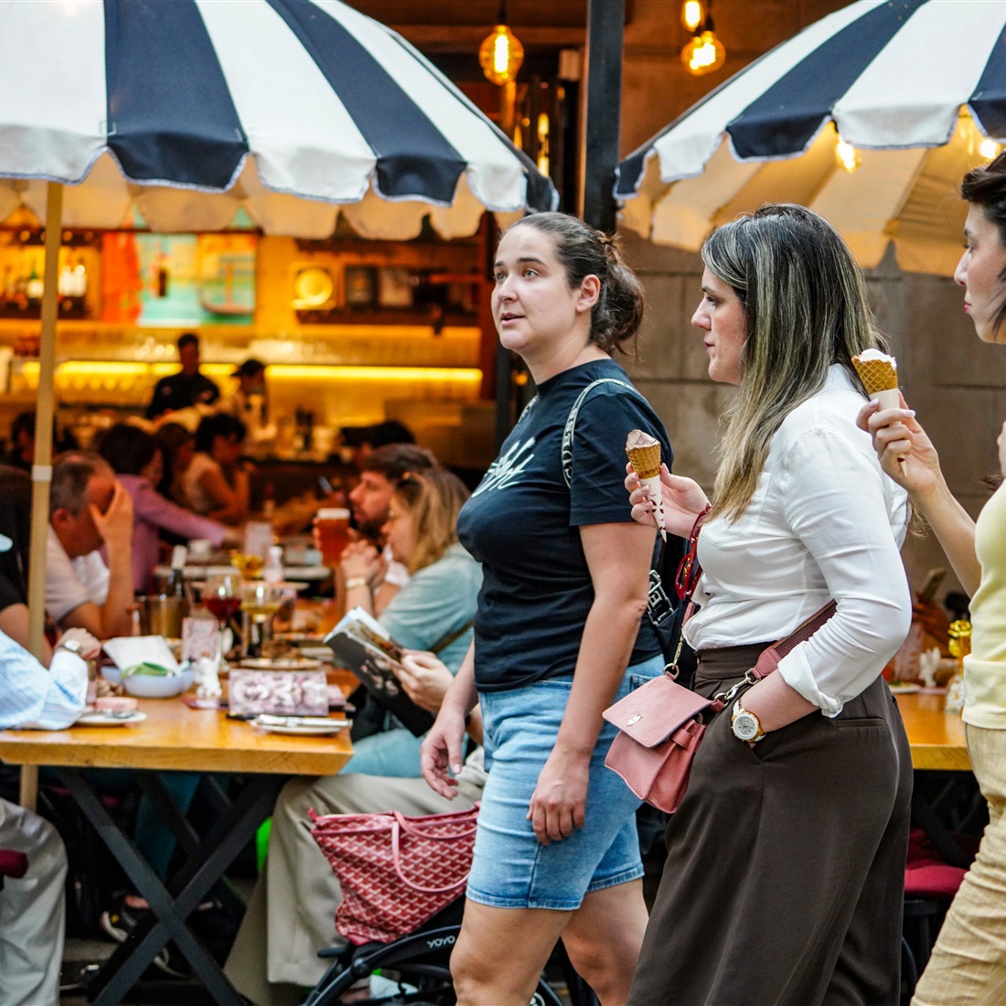 Shanghai Launches Labor Day Shopping and Cultural Events