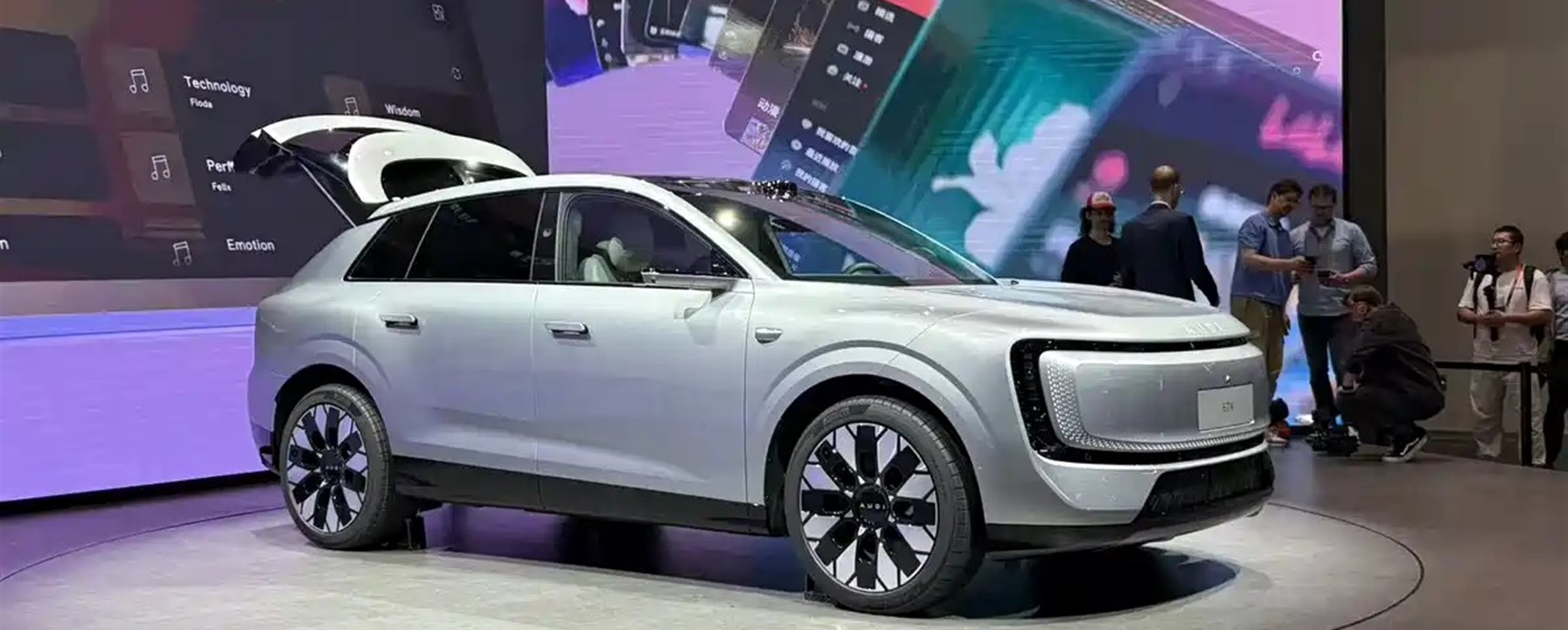 Beijing Auto Show a Backdrop for New Assault by Industry Also-Rans