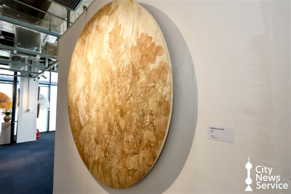 Finding a Spiritual Oasis in the City: Hu Yaqiang's 'Hundred Herb Garden'