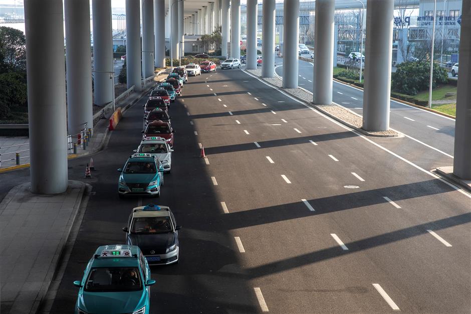 Shanghai to Blacklist Rogue Taxi Drivers After Airport Overcharging Scandal