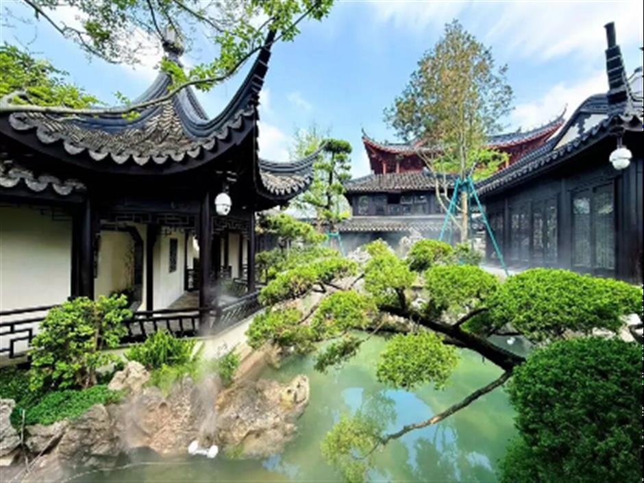 当汉服华裳遇上古镇新境,新启幕的舣园超出片!