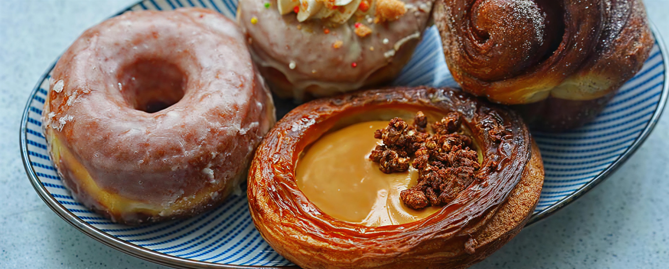 [Hai Lights] 15 of Shanghai's Most Popular Pastries To Eat Now