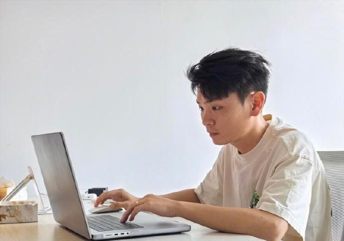 Viral Chinese AI Animated Short Wins Hollywood Acclaim