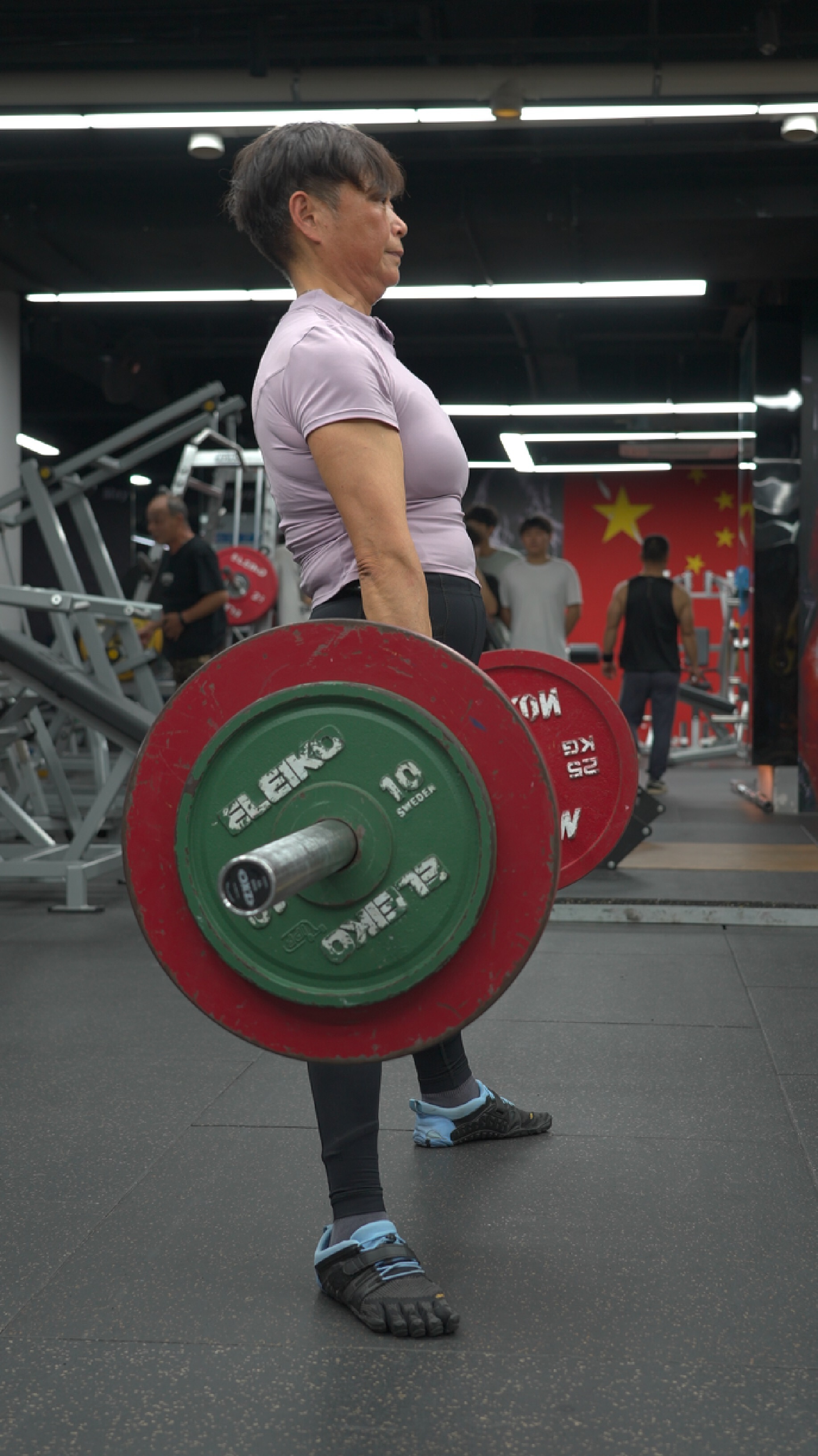 'China's Strongest Grandma': 63-Year-Old Shanghai Retiree Finds New Life Through Powerlifting