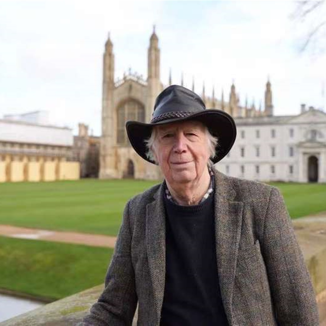 'Hello, Ni Hao': How an 80-Year-Old Cambridge Professor Became a Surprising Voice for China's Youth