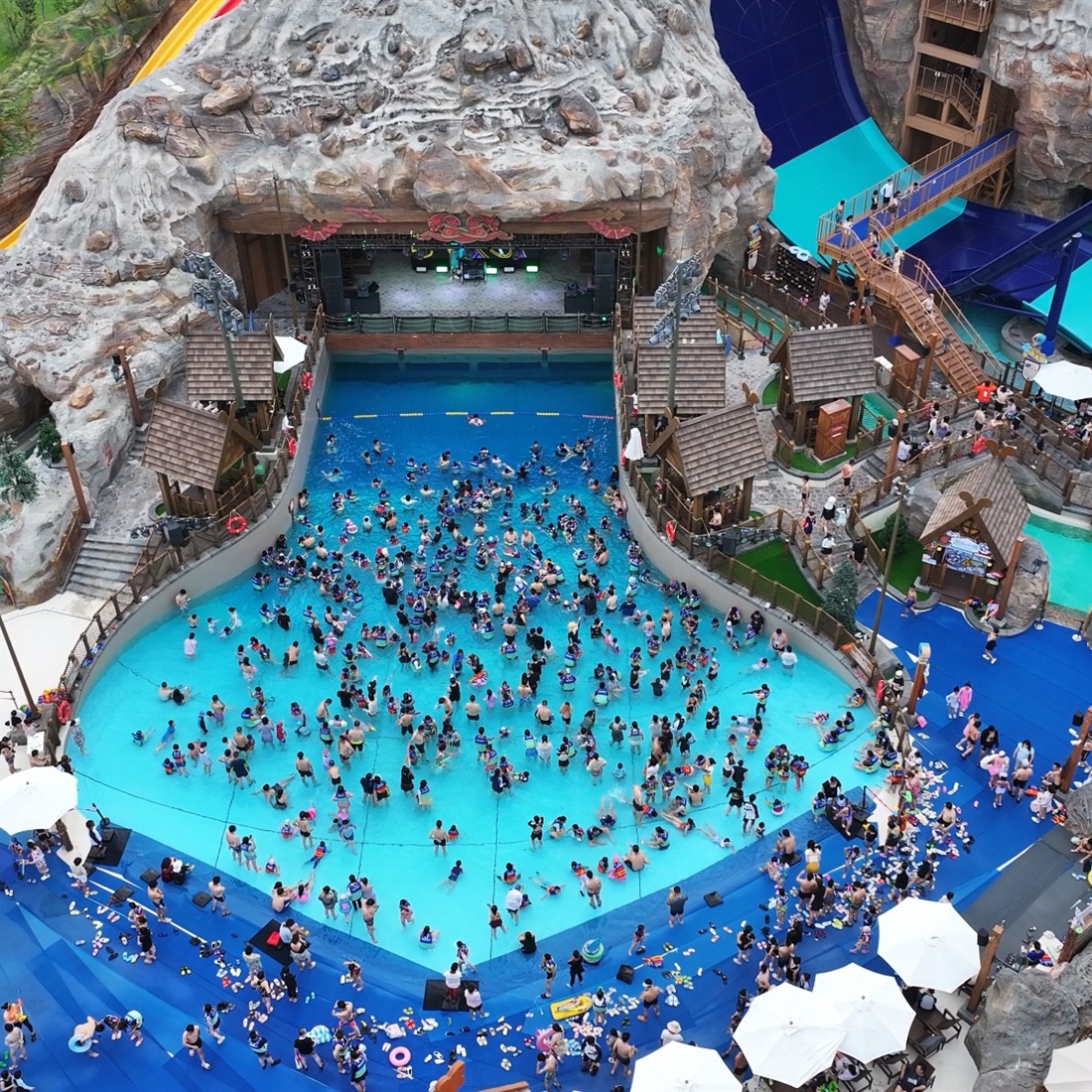 Calabash Brothers Make a Splash as Ski Resort Water Park's Summer Season Starts