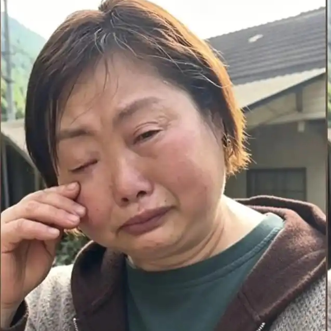 2 Punished for Online Harassment of Village Official Over Gold Earrings During Flood Relief