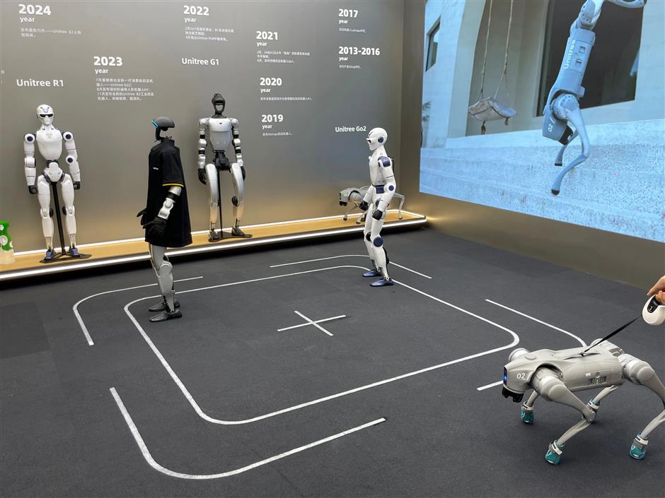 [First in SH] Unitree Robotics, Lindt & Rains in Shanghai w/New Flagships