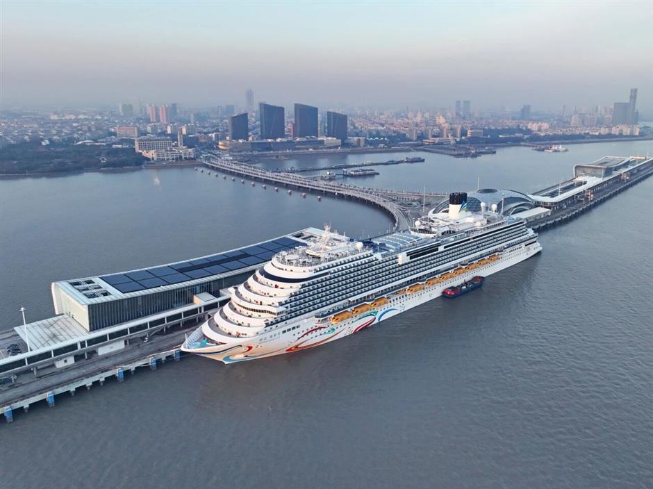 Shanghai Issues Permit for 'Destinationless' Cruise Travel