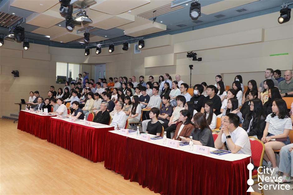 Shanghai Blends East and West to Reshape Expat Schooling