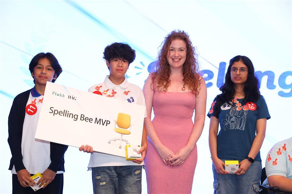 Students Display Their Skills at English Talent Show 2026