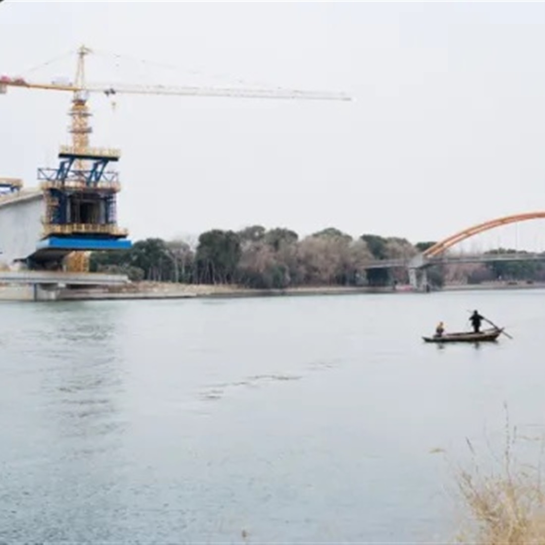 Following the Huangpu: New Solo Exhibition Reveals a City in Motion