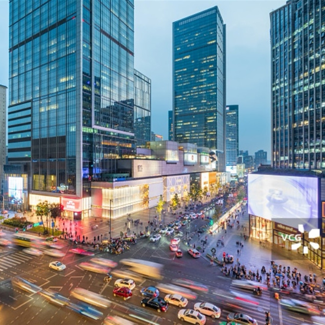 China Retail Sales Fall in May, Ending 3-Year Growth Streak