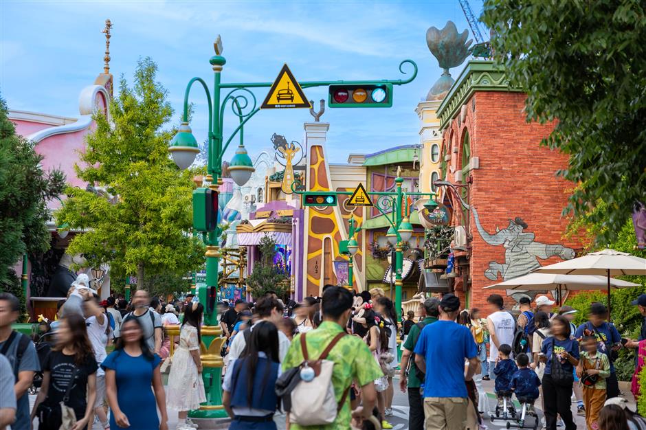 Third Hotel, Spider-Man Land Coming as Shanghai Disney Celebrates 10th Anniversary