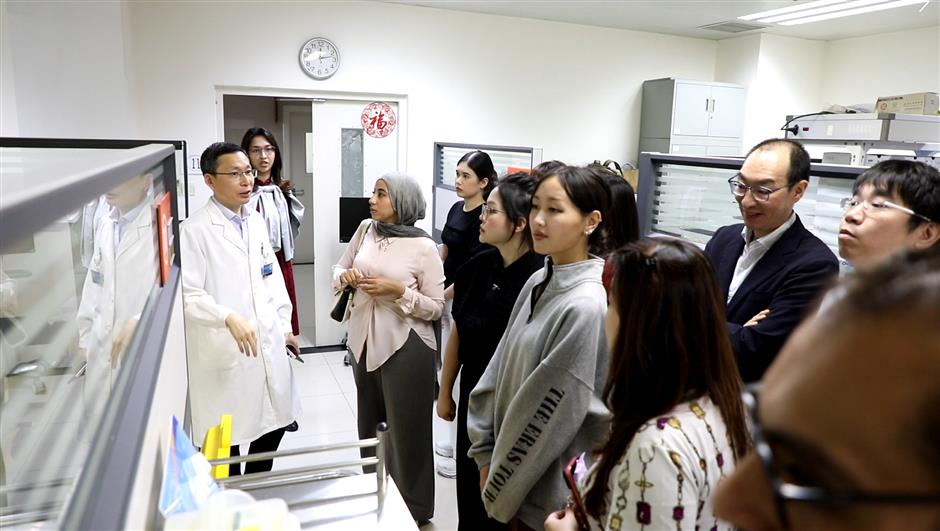 Overseas Oral and Maxillofacial Surgeons Invited to Apply for a Fellowship Named After a Chinese Scholar