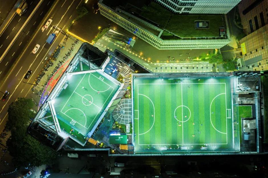 ワールドカップをもっと身近に!上海の人気市民サッカー場まとめ