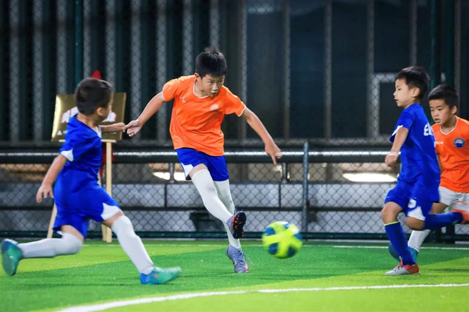ワールドカップをもっと身近に!上海の人気市民サッカー場まとめ