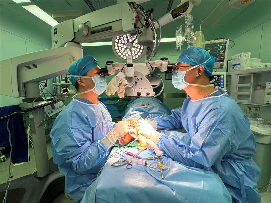 [China Tech] Medical Miracle: Surgeons Reattach Severed Ear After 20 Hours Via Innovative Foot Implant Technique
