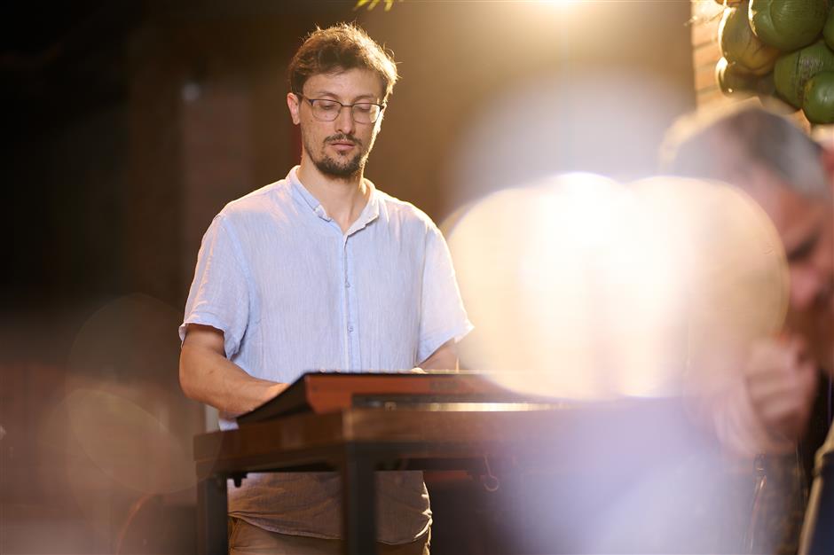 [Try This] Shanghai Has an Improv Group That's Going International
