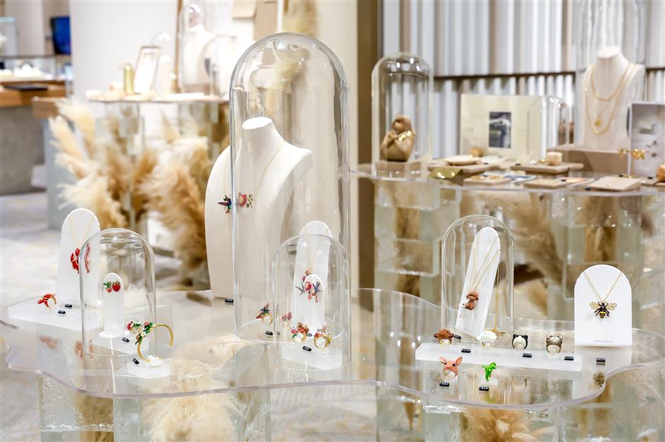 Enjoy Jewelry Craftsmanship at the Diamond and Gems Show