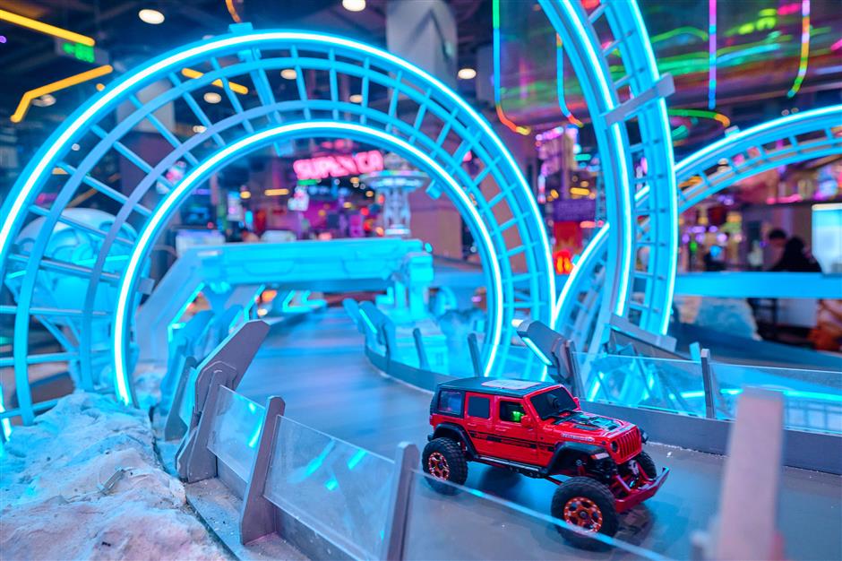 [Try This] The Massive Virtual Reality Park at Global Harbor
