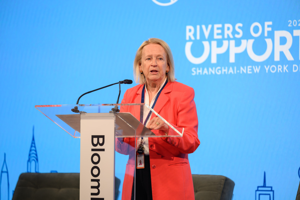 Shanghai-New York Forum Opens, Spotlighting Finance and Consumption Ties