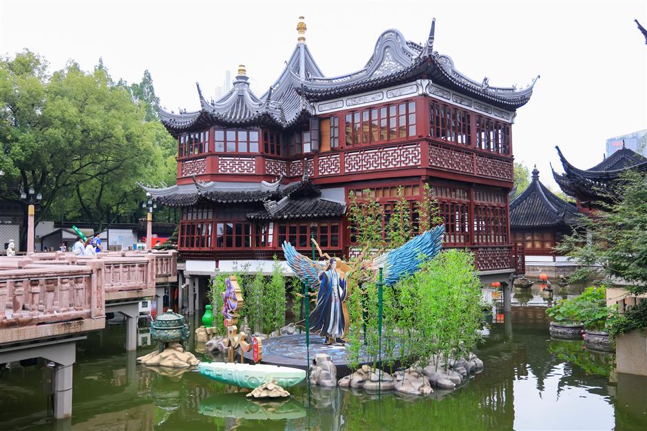 Yuyuan Garden Turns into Anime Fantasy Land for Summer Nights