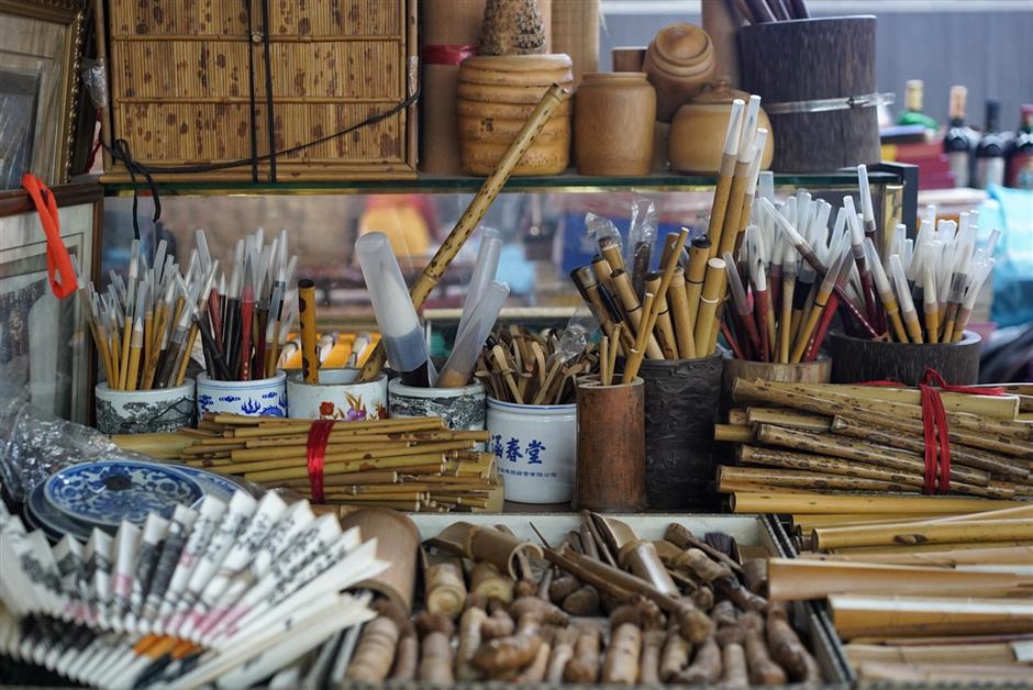 [Hai Guide] Shanghai's Sunday Morning Old Book Market is Back!