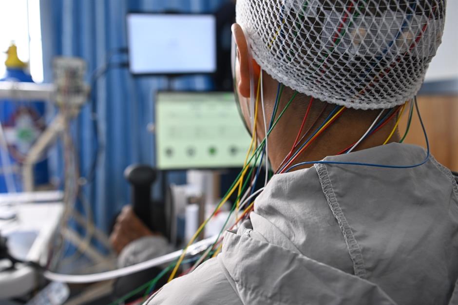 AI Bioscience Advances in Connecting Brain Signals to Medical Devices