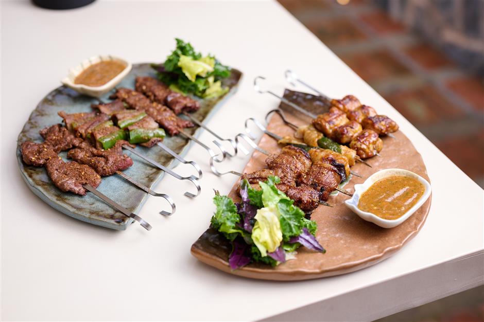 [Chef's Table] The Secret Menus & Swiss Chalet Design of Hey Bro