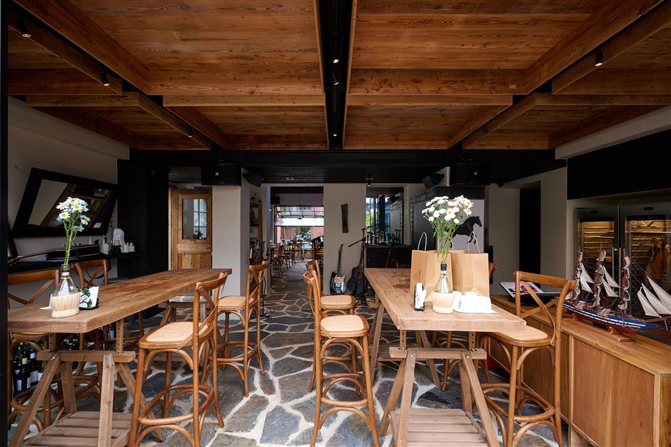 [Chef's Table] The Secret Menus & Swiss Chalet Design of Hey Bro