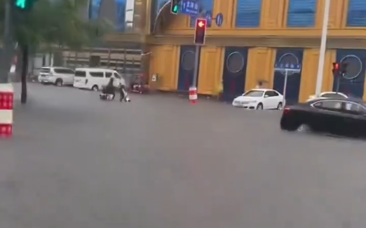 Liaoning Cities Shut Down as Typhoon Bavi Brings Torrential Rain