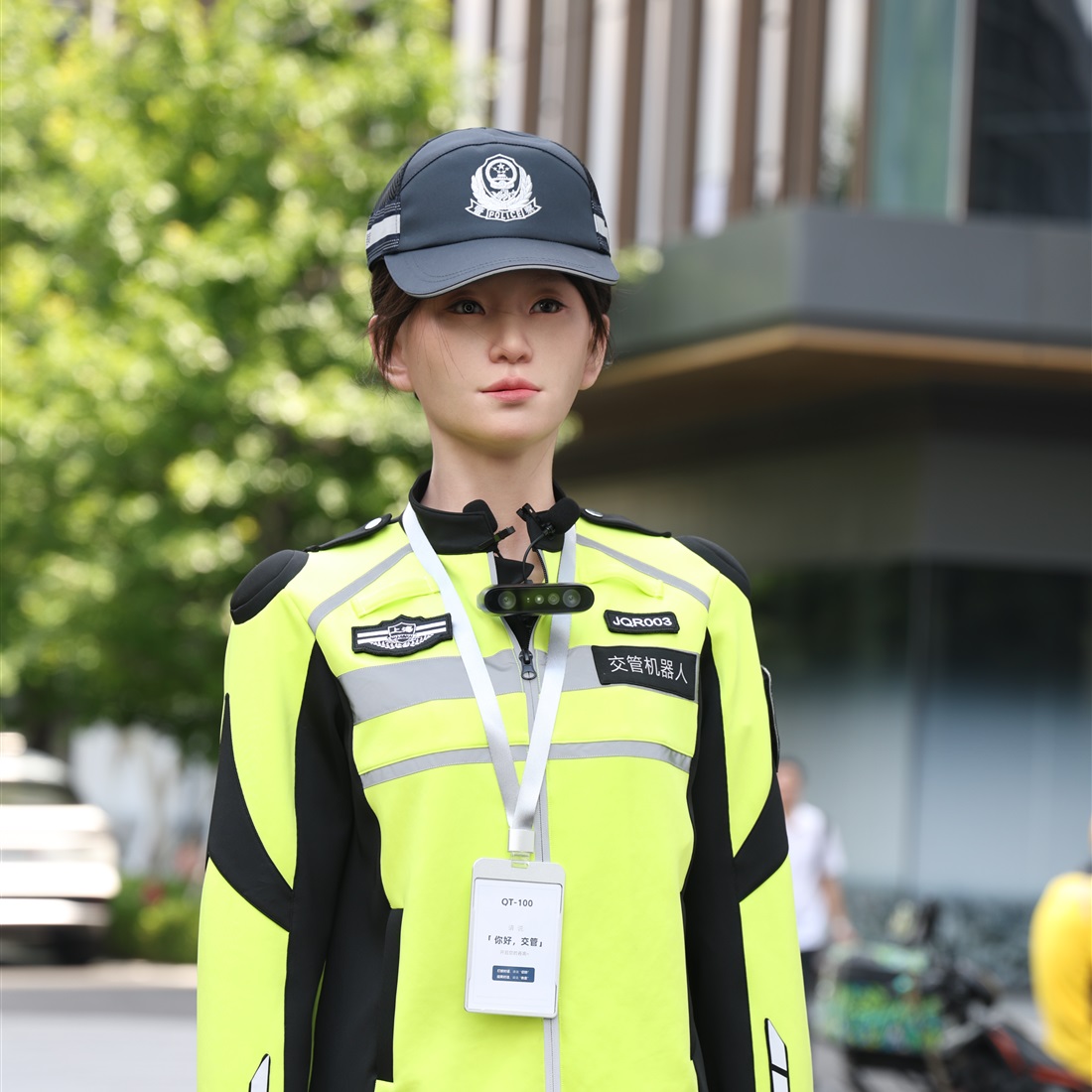 Humanoid Traffic Robots Debut Outside WAIC 2026 Venue