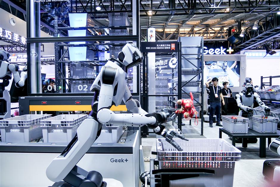China Robots Step from Novelty Performers into Fabric of Everyday Life