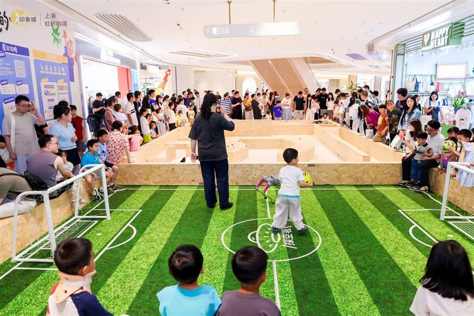 Consumption Spending Peaks During Dragon Boat Festival Holiday