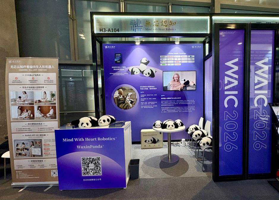 China Robots Step from Novelty Performers into Fabric of Everyday Life